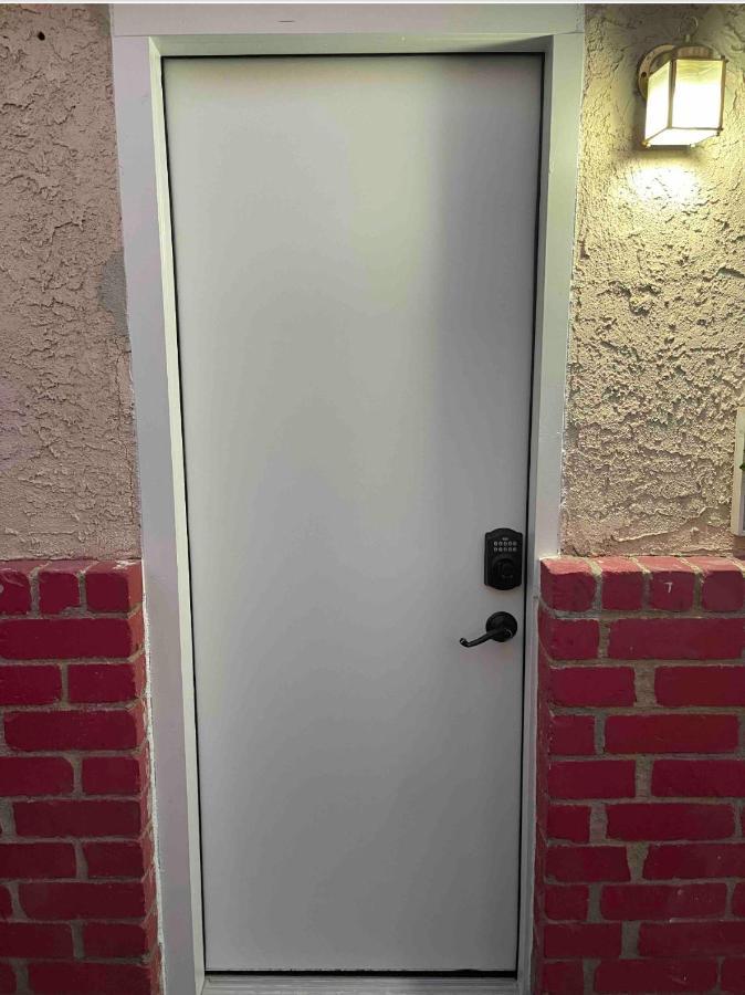 Cozy Studio…With Private Entrance Las Vegas Exteriör bild