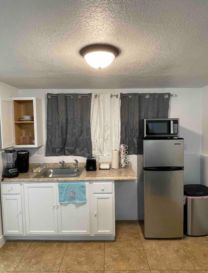Cozy Studio…With Private Entrance Las Vegas Exteriör bild